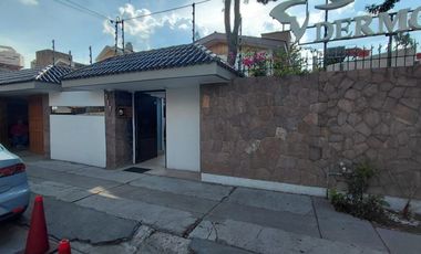 SE RENTA Bodega en Jardines Del Moral