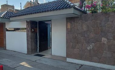 SE RENTA Oficina en Jardines Del Moral