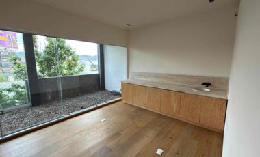 LOCAL EN RENTA EN ALTOZANO 300M2