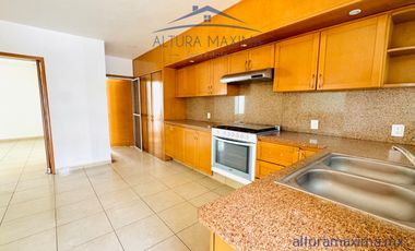 Casa en Renta Jardin Real Zapopan