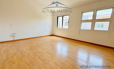Casa en Renta Jardin Real Zapopan