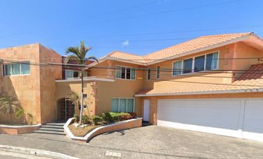 Casa en VEnta. Fracc. Costa de Oro. VER
