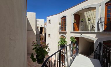 VIVIR DENTRO DEL CORAZON DEL CENTRO HISTORICO ES UN PRIVILEGIO, LOFT AMUEBLADO CON SERVICIOS INCLUIDOS PARA 1 o 2 PERSONAS. CONTRATO POR 1 AÑO