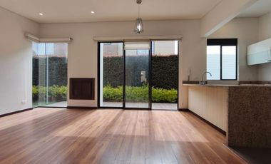 ARRIENDO CASA UN SOLO PISO – CHIA