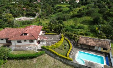 PROPIEDAD DE 3064M2 DE TERRENO EN VENTA EN YUNGUILLA