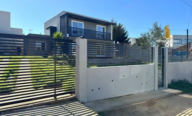 QUILPUE VENTA CASA NUEVA 4D 3B DOS PISOS TENIENTE SERRANO