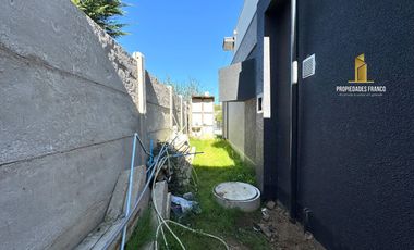 QUILPUE VENTA CASA NUEVA 4D 3B DOS PISOS TENIENTE SERRANO