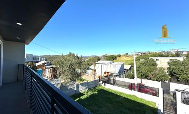 QUILPUE VENTA CASA NUEVA 4D 3B DOS PISOS TENIENTE SERRANO