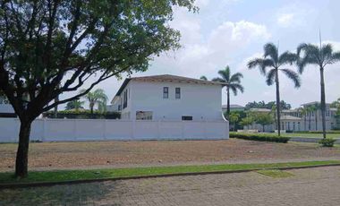 Terreno de Venta en plaza lagos