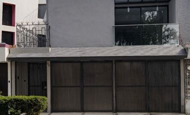 Residencia Moderna en Coyoacán: Diseño, Confort y Seguridad