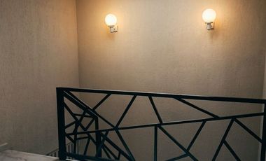 Residencia Moderna en Coyoacán: Diseño, Confort y Seguridad