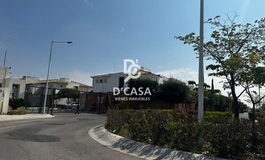 SE VENDE CASA EN SENDA REAL