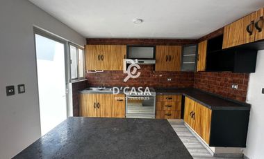 SE VENDE CASA EN SENDA REAL