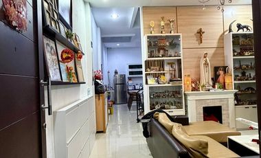 Rumah Minimalis 3,5 Lantai Jelambar Kav Polri Dijual Harga Murah Semi Furnished Siap Huni Bagus Tidak Banjir Lokasi Strategis Jakarta Barat