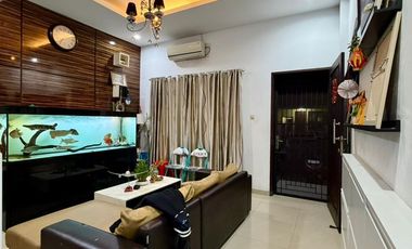 Rumah Minimalis 3,5 Lantai Jelambar Kav Polri Dijual Harga Murah Semi Furnished Siap Huni Bagus Tidak Banjir Lokasi Strategis Jakarta Barat