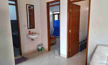 Dijual 2 Rumah Terawat Halaman Luas di Cihanjuang Cimahi Kota
