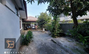 RUMAH MAINROAD DEKAT GRIYA ARCAMANIK BANDUNG Strategis Area Bisnis