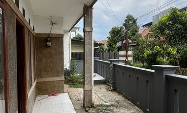 DIKONTRAKAN RUMAH KOMPLEK CISARANTEN KULON ARCAMANIK ANTAPANI