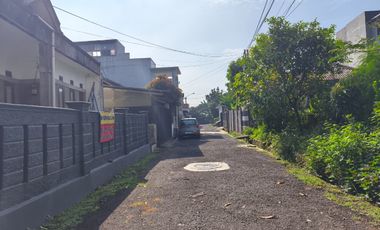 DIKONTRAKAN RUMAH KOMPLEK CISARANTEN KULON ARCAMANIK ANTAPANI