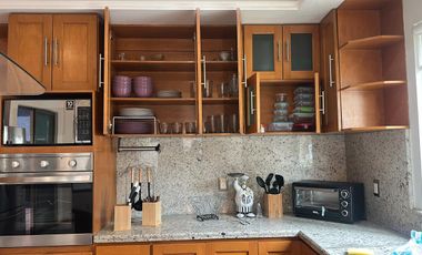 Casa Única en Esquina Frente a Parque, Amueblada | 4 Recámaras | Terraza con Asador & Jacuzzi | en Jardín Real