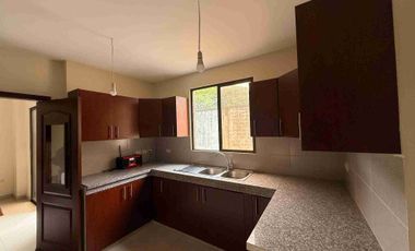 Vendo Casa en Vía a la Costa en la Urb. Costa Real