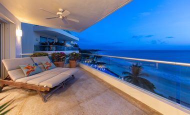 Beachfront Living en Punta de Mita | Amplio Condominio con Vistas Espectaculares