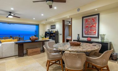 Beachfront Living en Punta de Mita | Amplio Condominio con Vistas Espectaculares