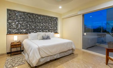 Beachfront Living en Punta de Mita | Amplio Condominio con Vistas Espectaculares