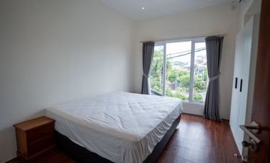 Villa Mewah 4 Kamar Tidur Disewakan, di Kesiman Kertalangu Area