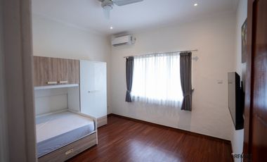 Villa Mewah 4 Kamar Tidur Disewakan, di Kesiman Kertalangu Area
