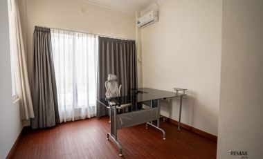 Villa Mewah 4 Kamar Tidur Disewakan, di Kesiman Kertalangu Area