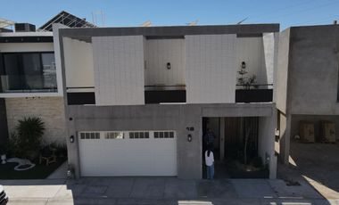 CASA EN RENTA EN FRACC. ZARZUELA