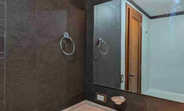 DEPARTAMENTO DE 2 DORMITORIOS CON BALCÓN - CUENCA - ZONA LA CUADRA