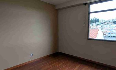 DEPARTAMENTO DE 2 DORMITORIOS CON BALCÓN - CUENCA - ZONA LA CUADRA