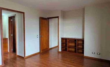 DEPARTAMENTO DE 2 DORMITORIOS CON BALCÓN - CUENCA - ZONA LA CUADRA