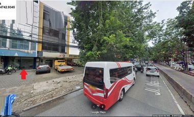 579. Disewakan Ruko 4 Lantai Sultan Iskandar Muda Pondok Indah – Lokasi Elite Jakarta Selatan Siap Pakai