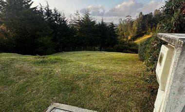 VENTA HERMOSO LOTE EN VILLAS DEL CAMPO, RETIRO