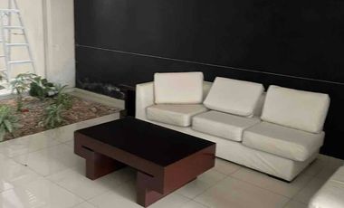 🔥 VENDO AMPLIO DÚPLEX CON TERRAZA – PISO ALTO – JESÚS MARÍA  204 m² | 4 Dormitorios | Terraza | 2 Cocheras | Excelente estado