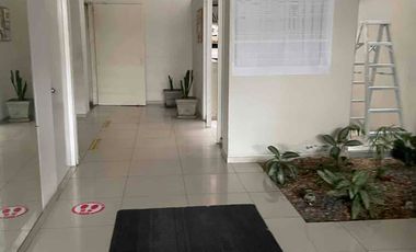 🔥 VENDO AMPLIO DÚPLEX CON TERRAZA – PISO ALTO – JESÚS MARÍA  204 m² | 4 Dormitorios | Terraza | 2 Cocheras | Excelente estado