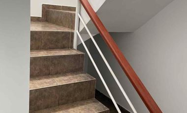 🔥 VENDO AMPLIO DÚPLEX CON TERRAZA – PISO ALTO – JESÚS MARÍA  204 m² | 4 Dormitorios | Terraza | 2 Cocheras | Excelente estado
