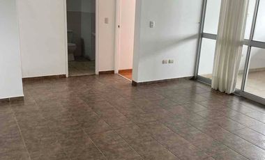 🔥 VENDO AMPLIO DÚPLEX CON TERRAZA – PISO ALTO – JESÚS MARÍA  204 m² | 4 Dormitorios | Terraza | 2 Cocheras | Excelente estado