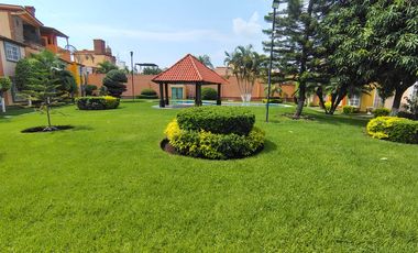 $1,395,000 Casa en Condominio con Alberca y Seguridad en Tezoyuca, Emiliano Zapata, Morelos