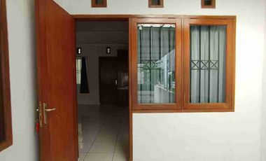 Disewakan Rumah Siap Huni, Bersih, Nyaman, Berudara Sejuk di CIGADUNG