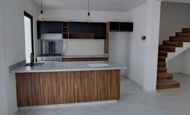 CASAS EN PRE-VENTA EN SAN JOSE CHAPULCO, A UN LADO DE LOS HEROES, EN CONJUNTO CERRADO.