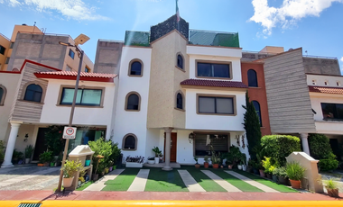 Casa de 3 niveles en privada. Atizapán de Zaragoza.