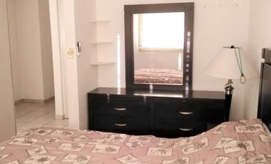 PUERTA REAL, LINDA CASA TOTALMENTE AMUEBLADA EN CERRADA DE POCAS CASAS