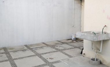 PUERTA REAL, LINDA CASA TOTALMENTE AMUEBLADA EN CERRADA DE POCAS CASAS