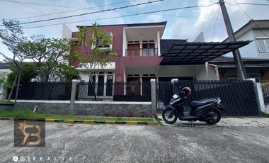 RUMAH DI ARCAMANIK BANDUNG Lokasi Strategis, Desain Modern, dan Harga Nego