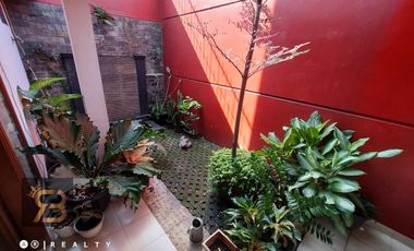 RUMAH DI ARCAMANIK BANDUNG Lokasi Strategis, Desain Modern, dan Harga Nego