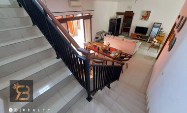 RUMAH DI ARCAMANIK BANDUNG Lokasi Strategis, Desain Modern, dan Harga Nego